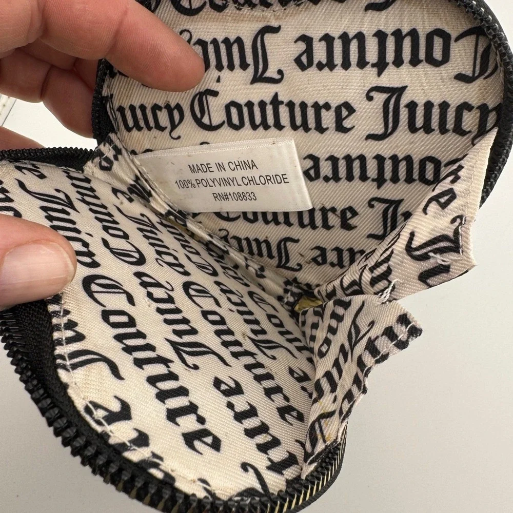 Juicy Couture Black Heart Coin‎ Purse Gold Logo Charm Pebbled Faux Leather Pouch